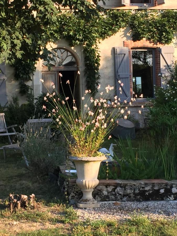 Bed and Breakfast La Demeure De La Coste Vieux  Экстерьер фото